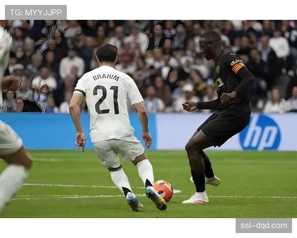 曼市德比花絮:大雨中双方门将多次贡献神扑 曼市德比花絮:大雨中双方门将多次贡献神扑